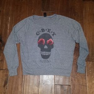 Obey small gray skull sweatshirt